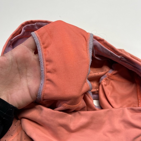 Lululemon Final Lap 2.5” Shorts Pop Orange Women’s Size 6 - Picture 7 of 9